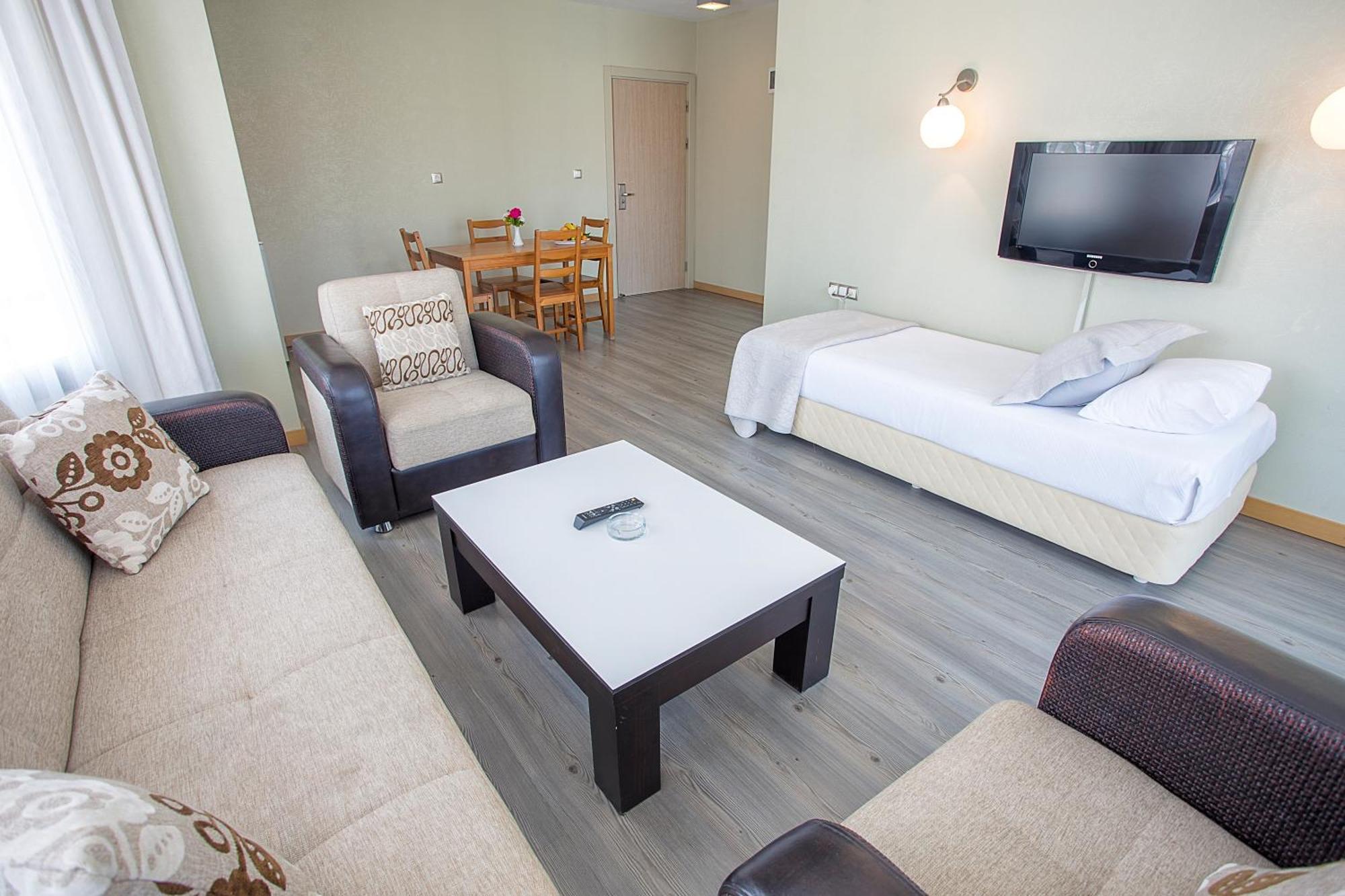 Cilek Marina Otel Çeşme Esterno foto