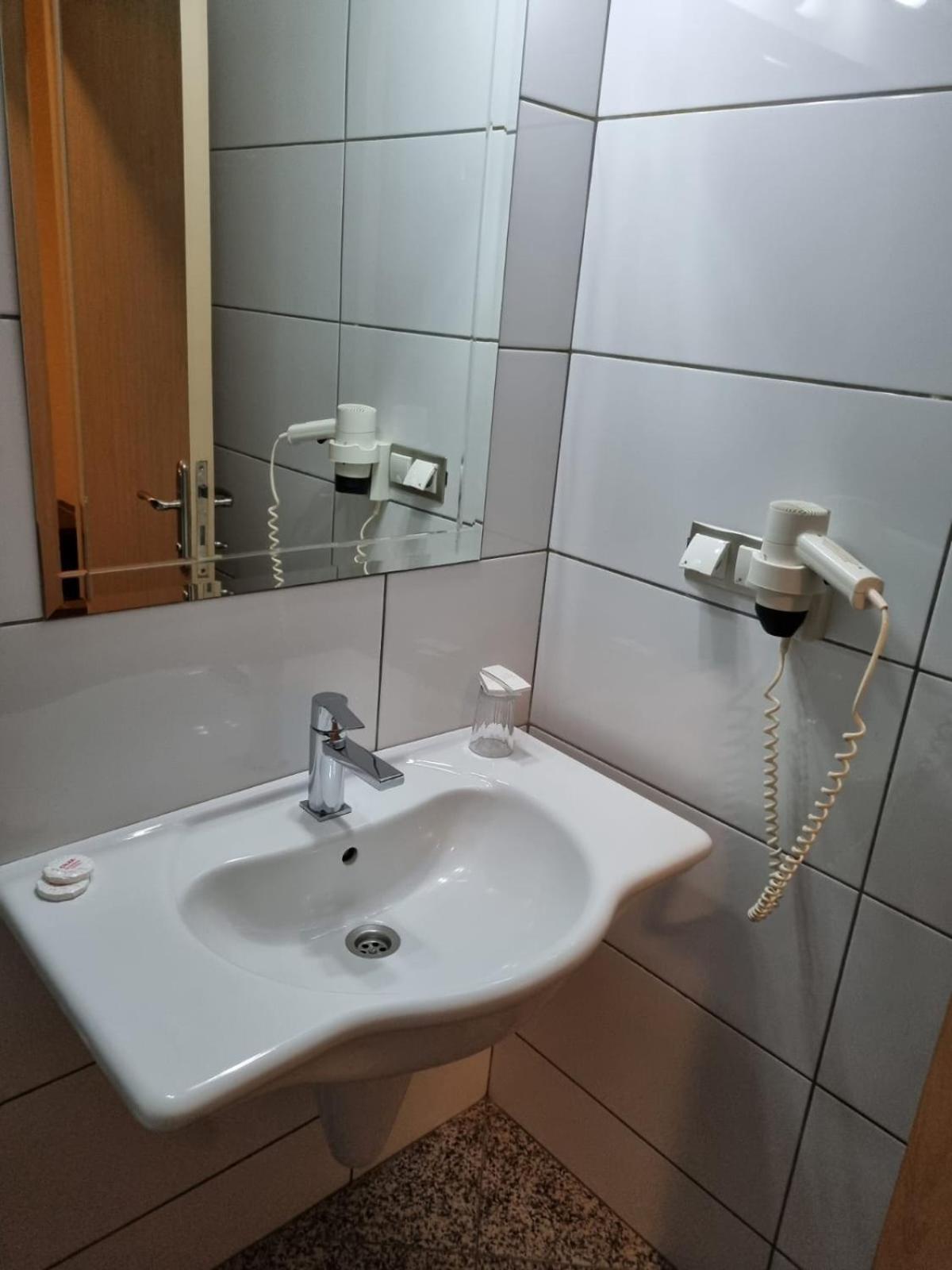 Cilek Marina Otel Çeşme Esterno foto